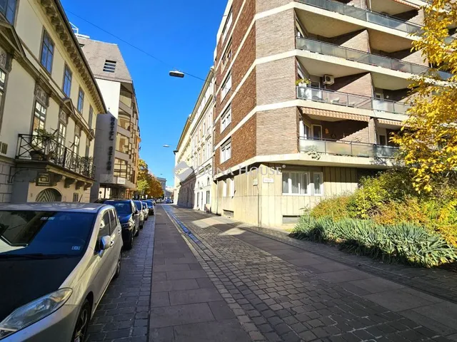 Eladó lakás Budapest I. kerület, Várkert rakpart 47 nm