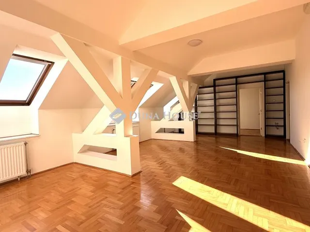 Eladó lakás Győr, Bisinger József sétány 74 nm