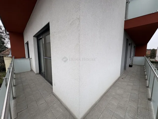 Kiadó lakás Győr, Attila utca 37 nm