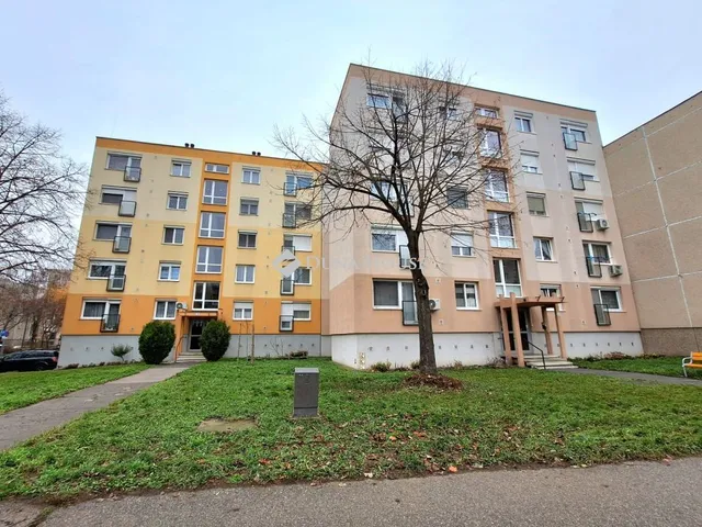 Eladó lakás Győr 49 nm