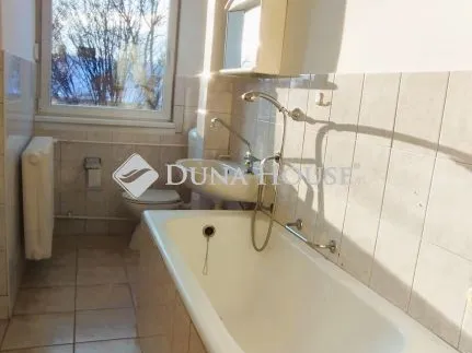 Eladó lakás Győr, Bartók Béla út 54 nm