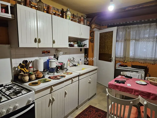 Eladó ház Tárkány 74 nm