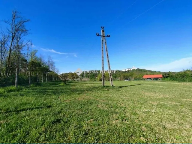 Eladó telek Pannonhalma 2073 nm