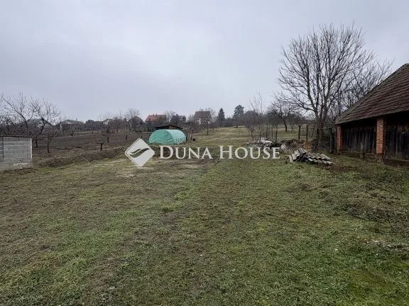 Eladó telek Győr 1500 nm