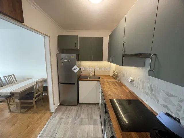 Eladó lakás Győr, Földes Gábor utca 53 nm