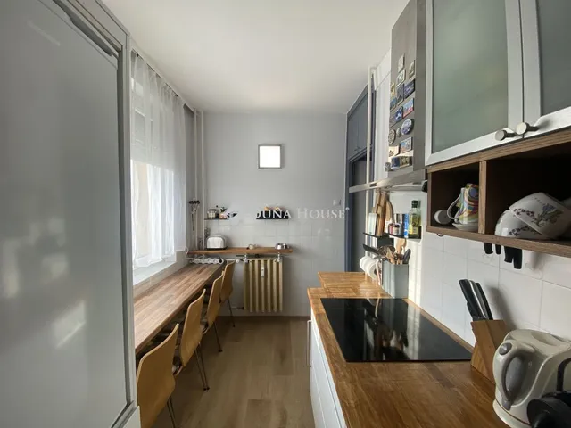 Kiadó lakás Győr, Jereváni út 49 nm