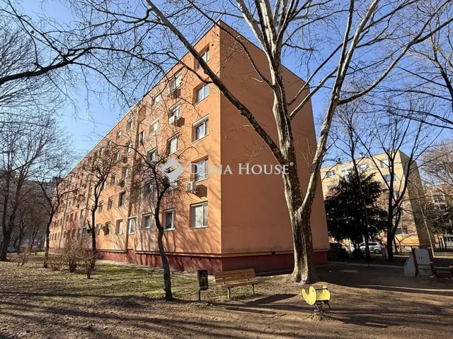 Eladó lakás Győr 53 nm