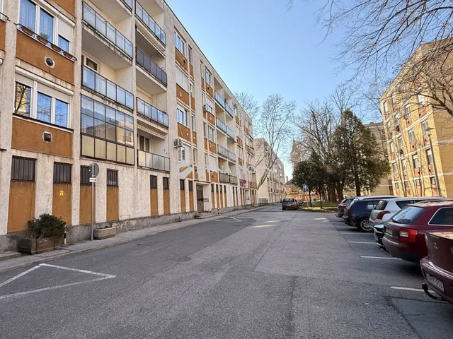 Eladó lakás Győr 54 nm