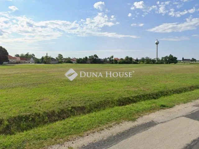 Eladó telek Cirák 8341 nm