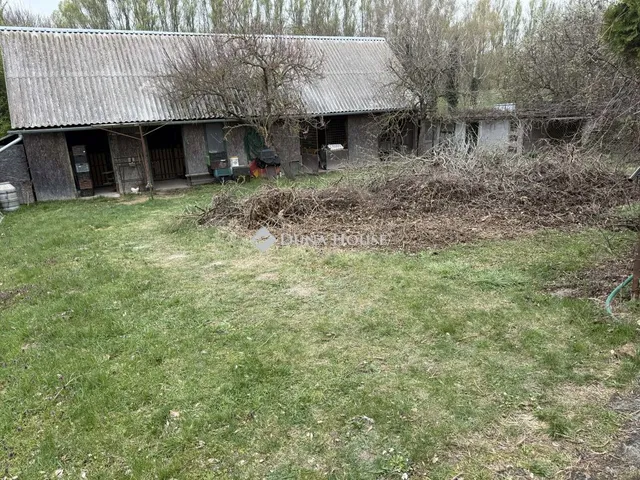 Kiadó kereskedelmi és ipari ingatlan Győr 280 nm