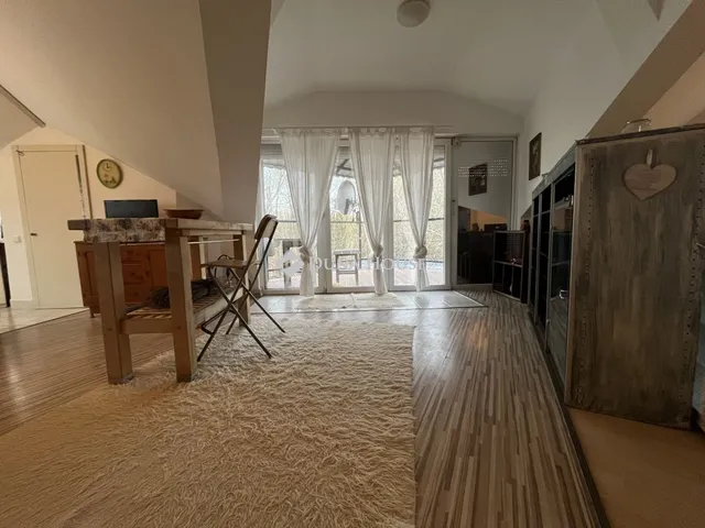 Eladó lakás Győrladamér 94 nm