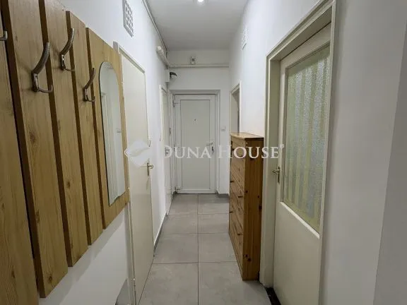 Kiadó lakás Győr, Ipar utca 42 nm