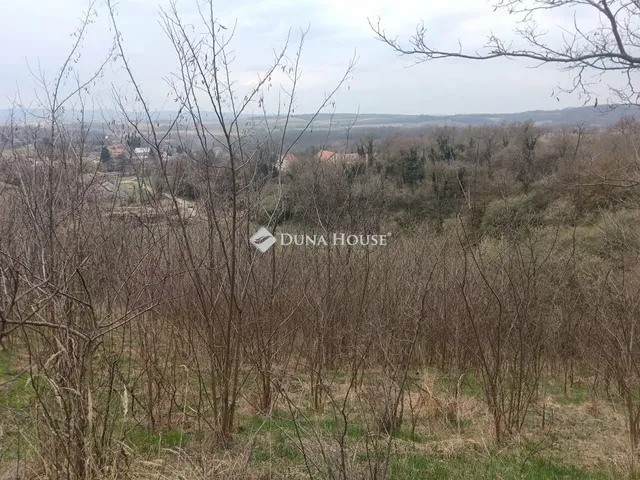 Eladó telek Súr 2769 nm