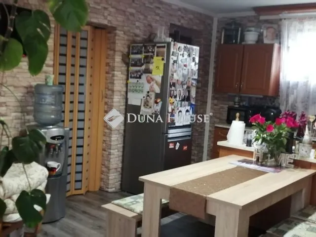 Eladó ház Kerékteleki 97 nm