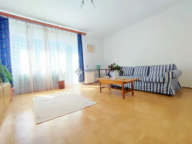 Eladó lakás Pannonhalma 153 nm