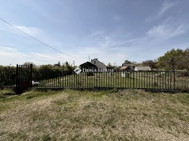 Eladó üdülő és hétvégi ház Bársonyos 75 nm