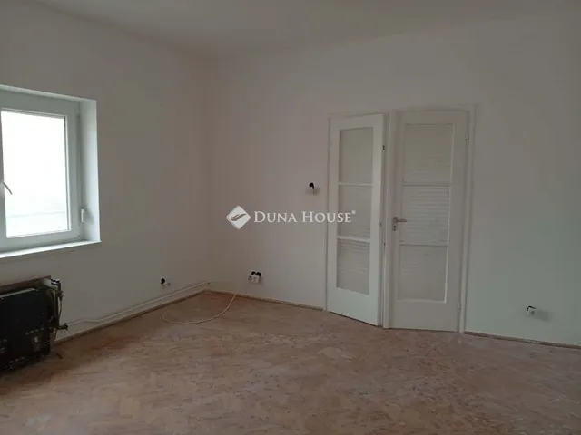 Eladó ház Bábolna, Dózsa György utca 83 nm