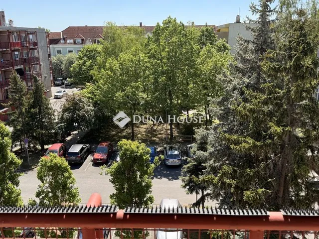 Eladó lakás Győr 74 nm