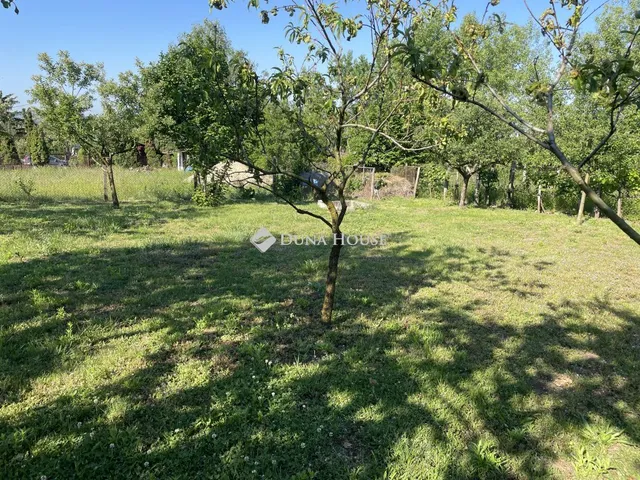 Eladó telek Győr 1414 nm