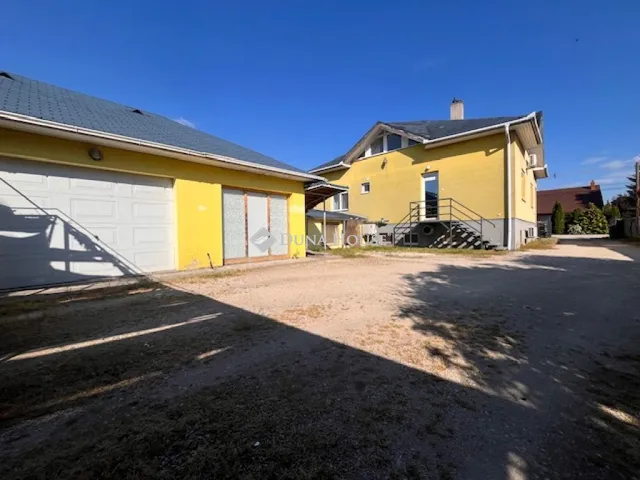 Eladó ház Öttevény 315 nm