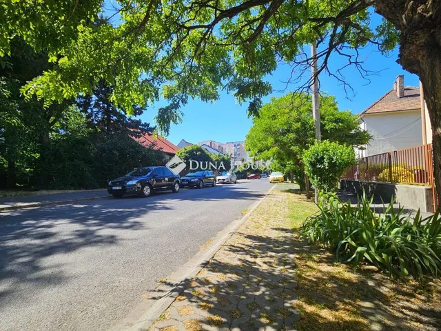 Eladó lakás Győr, Lázár Vilmos utca 87 nm