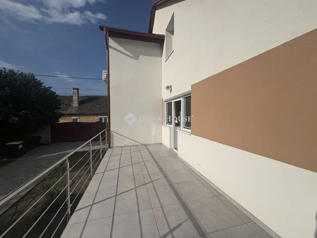Kiadó lakás Győr, Áchim András utca 60 nm