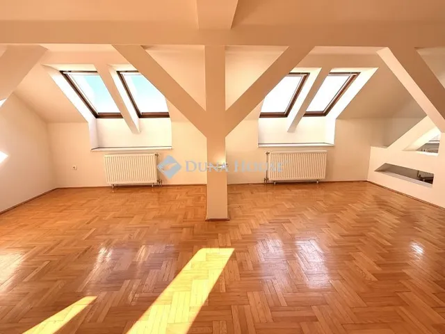 Kiadó lakás Győr 74 nm