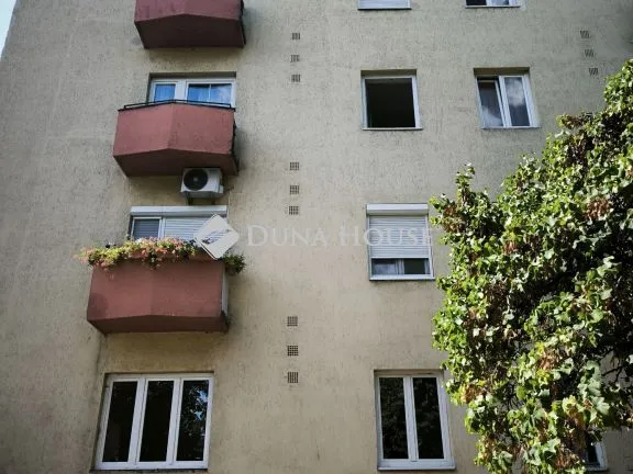 Eladó lakás Győr 44 nm
