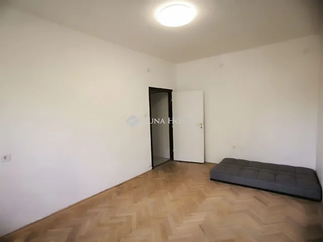 Eladó lakás Győr 44 nm