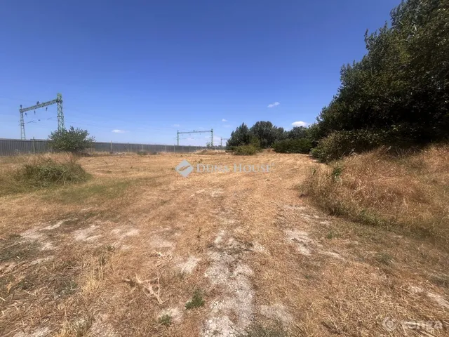 Eladó telek Ikrény 6140 nm
