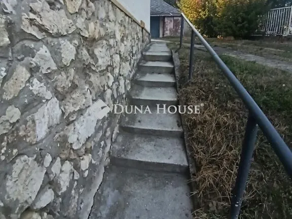 Eladó ház Súr, Deák Ferenc utca 120 nm