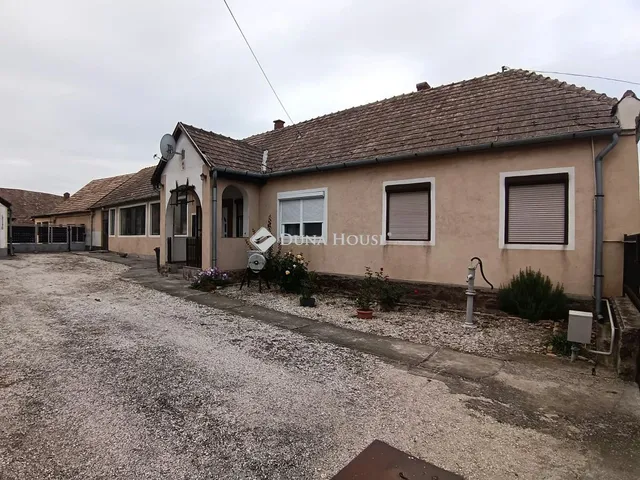 Eladó ház Bakonyszombathely 114 nm