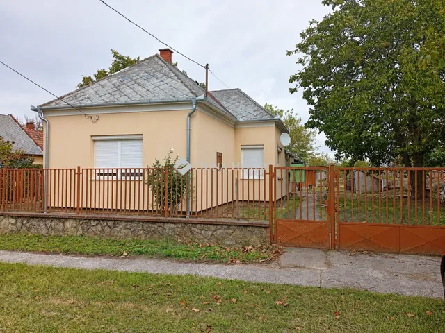 Eladó ház Kerékteleki 85 nm