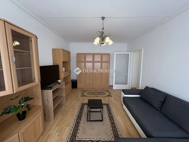 Kiadó lakás Győr, Ikva utca 49 nm