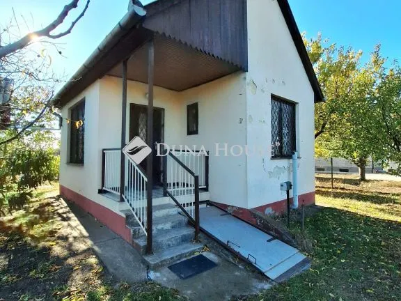 Eladó nyaraló Győr 28 nm
