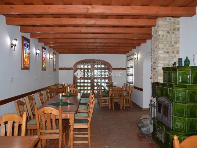 Eladó mezőgazdasági ingatlan Tokaj 300 nm