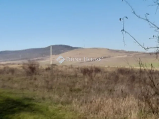 Eladó telek Szirák 221809 nm