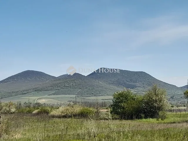 Eladó telek Sátoraljaújhely, Tompakő dűlő (Pincetúra útvonal) 400000 nm