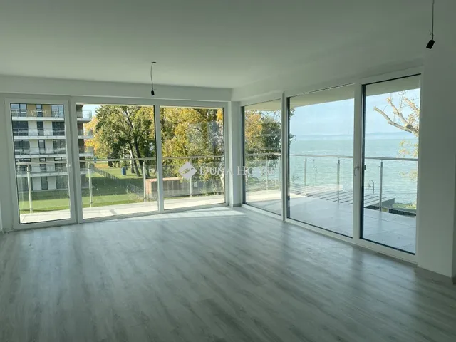 Eladó lakás Siófok 89 nm