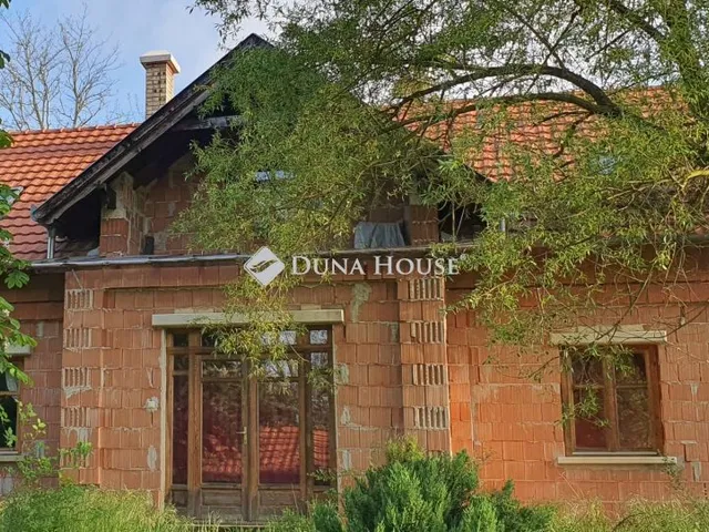 Eladó mezőgazdasági ingatlan Debrecen 160 nm