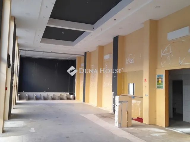 Kiadó kereskedelmi és ipari ingatlan Debrecen 354 nm