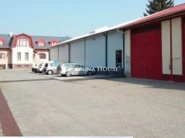 Eladó kereskedelmi és ipari ingatlan Nyíregyháza 1829 nm