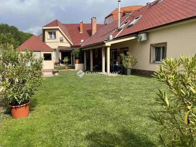 Kiadó ház Hajdúszoboszló 200 nm