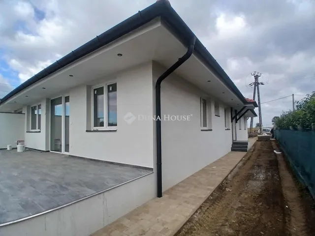 Eladó ház Debrecen, Gönczy Pál utca 148 nm