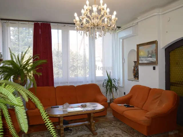 Eladó ház Debrecen 284 nm
