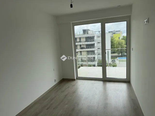 Eladó lakás Siófok 69 nm