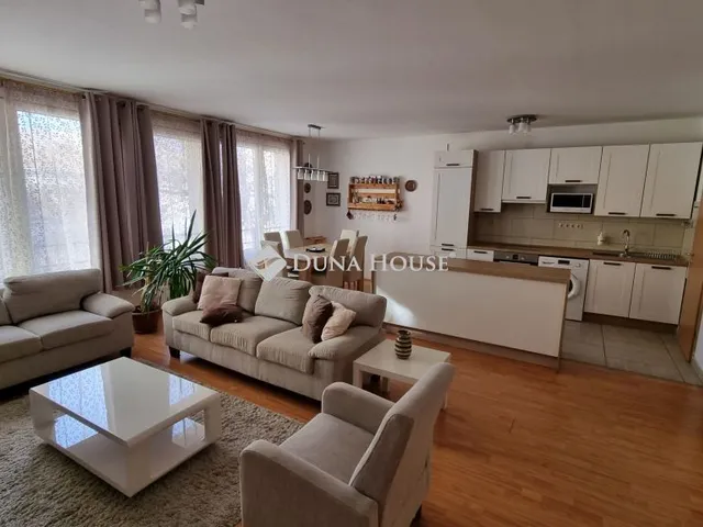 Eladó lakás Debrecen 121 nm