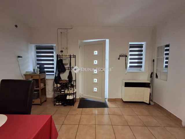 Eladó ház Zsáka, Mátyás király utca 70 nm