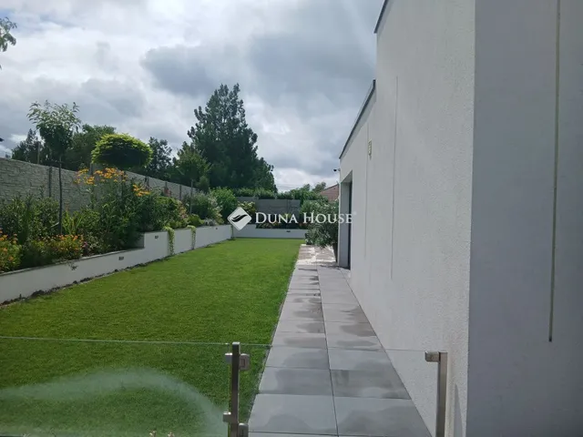Eladó ház Debrecen 310 nm