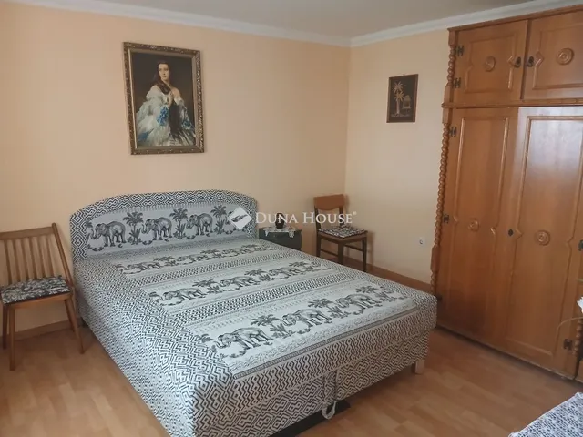 Kiadó ház Debrecen 50 nm